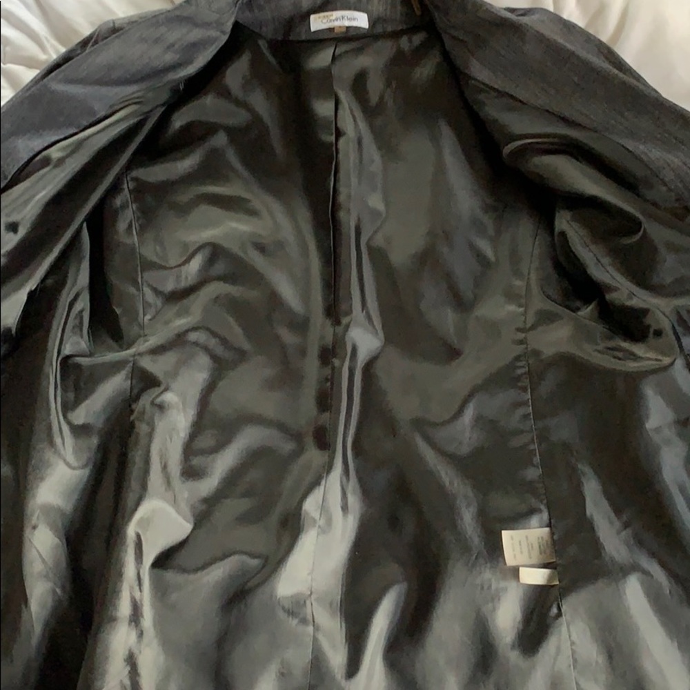 Blazer - Picture 2 of 4